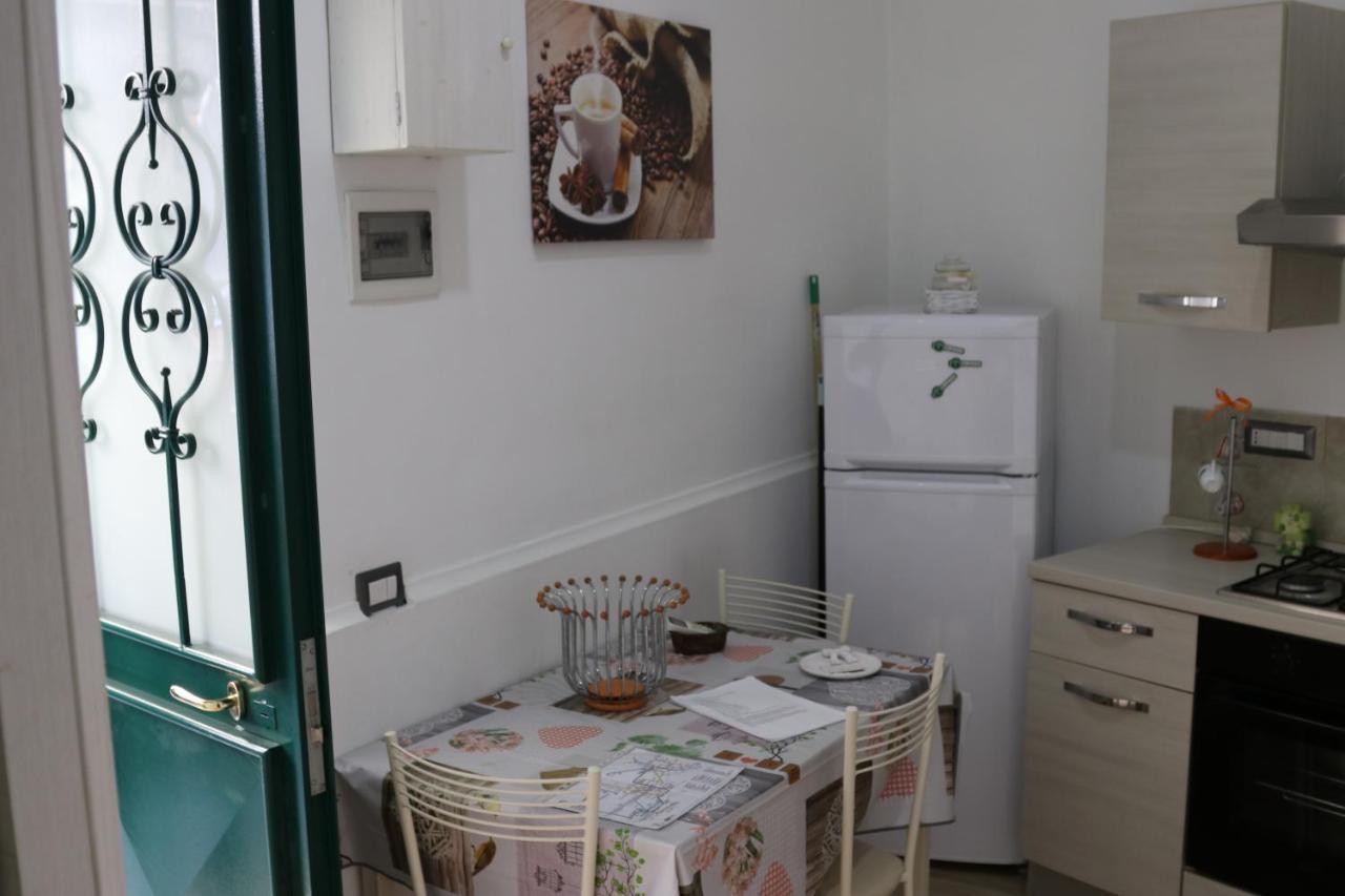 Flaviogioia Apartment เนเปิลส์ ภายนอก รูปภาพ
