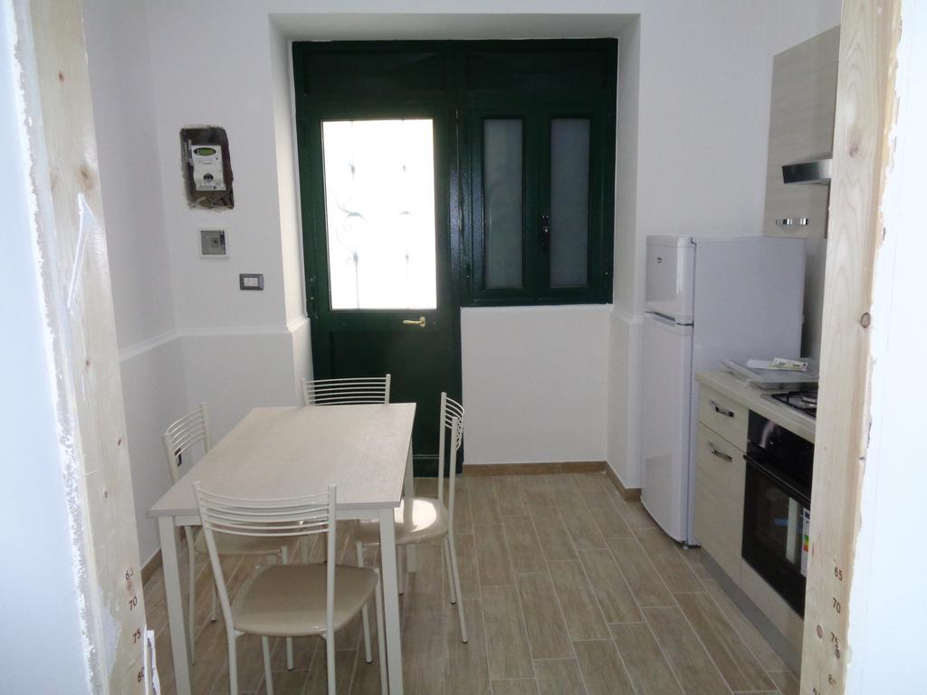 Flaviogioia Apartment เนเปิลส์ ภายนอก รูปภาพ